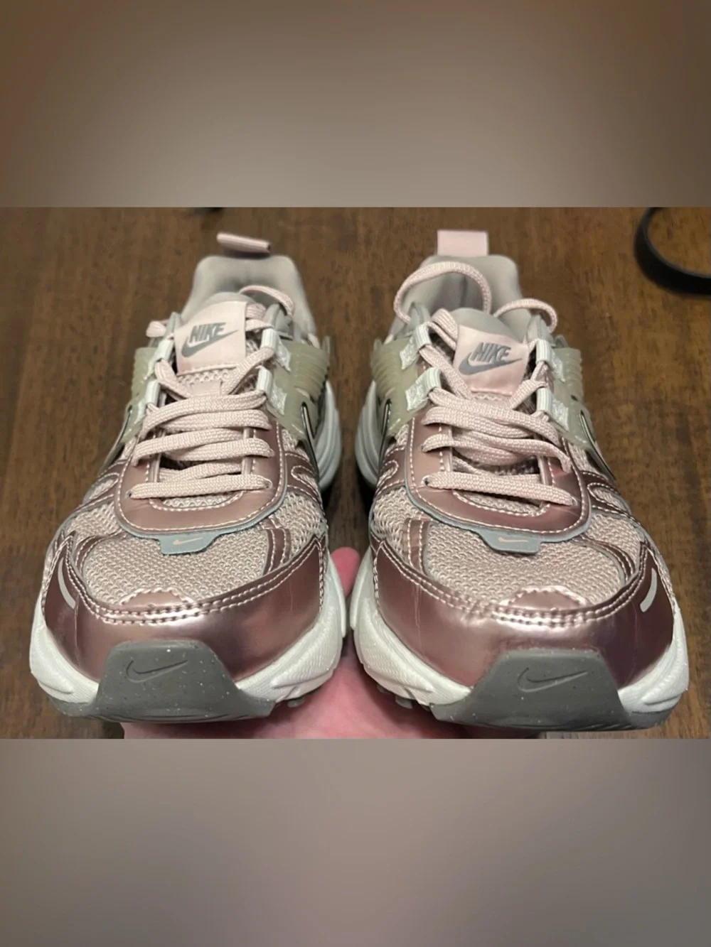 Nike V2K Run Women's Shoes with Reflective Accents, Particle Beige, Sz 9 - Picture 6 of 8